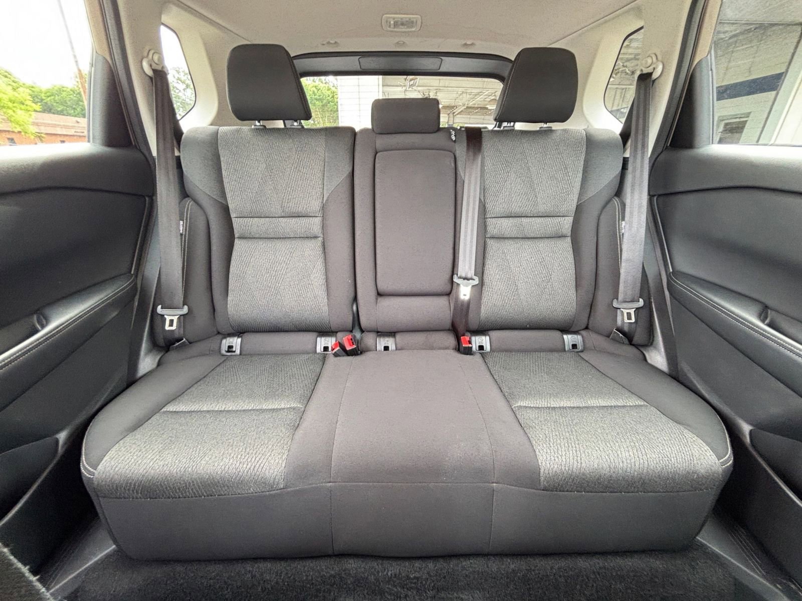 Used 2025 Nissan Rogue SV AWD/4WD image 44