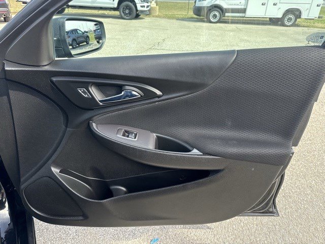Used 2023 Chevrolet Malibu LS FWD image 31