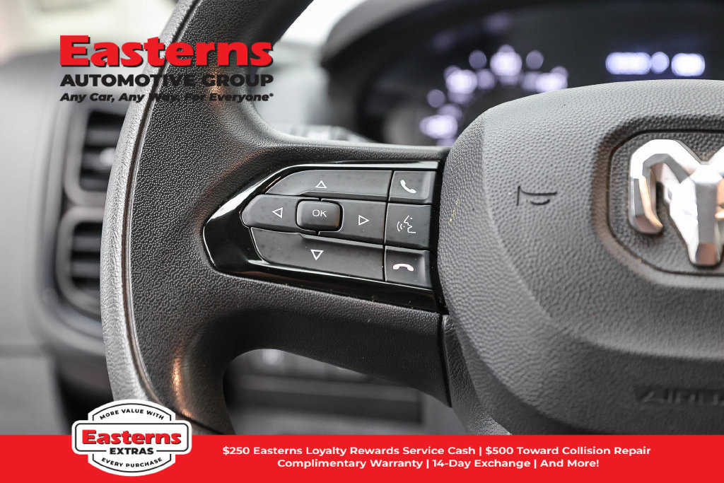 Used 2025 RAM ProMaster 2500 w/ Convenience Group FWD image 16