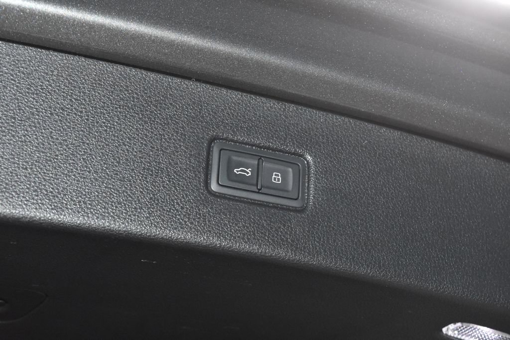 Used 2022 Audi Q7 2.0T Premium Plus image 31