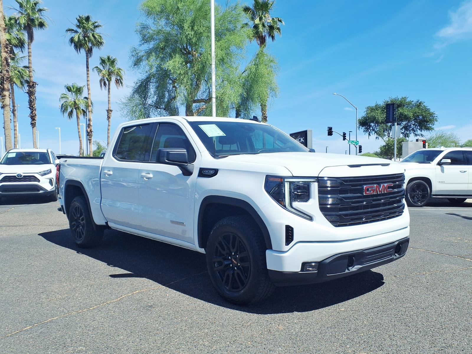 Used 2025 GMC Sierra 1500 Elevation w/ X31 Off-Road Package AWD/4WD image 3