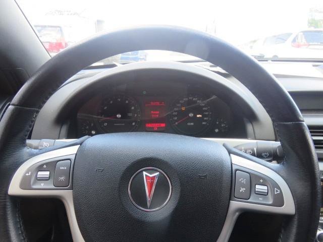 Used 2009 Pontiac G8 w/ Premium Package RWD image 11