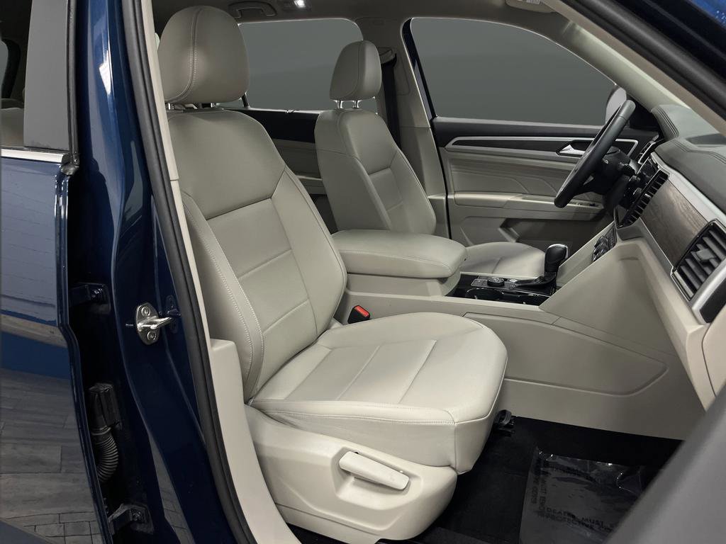 Used 2022 Volkswagen Atlas SE w/ Panoramic Sunroof Package image 28