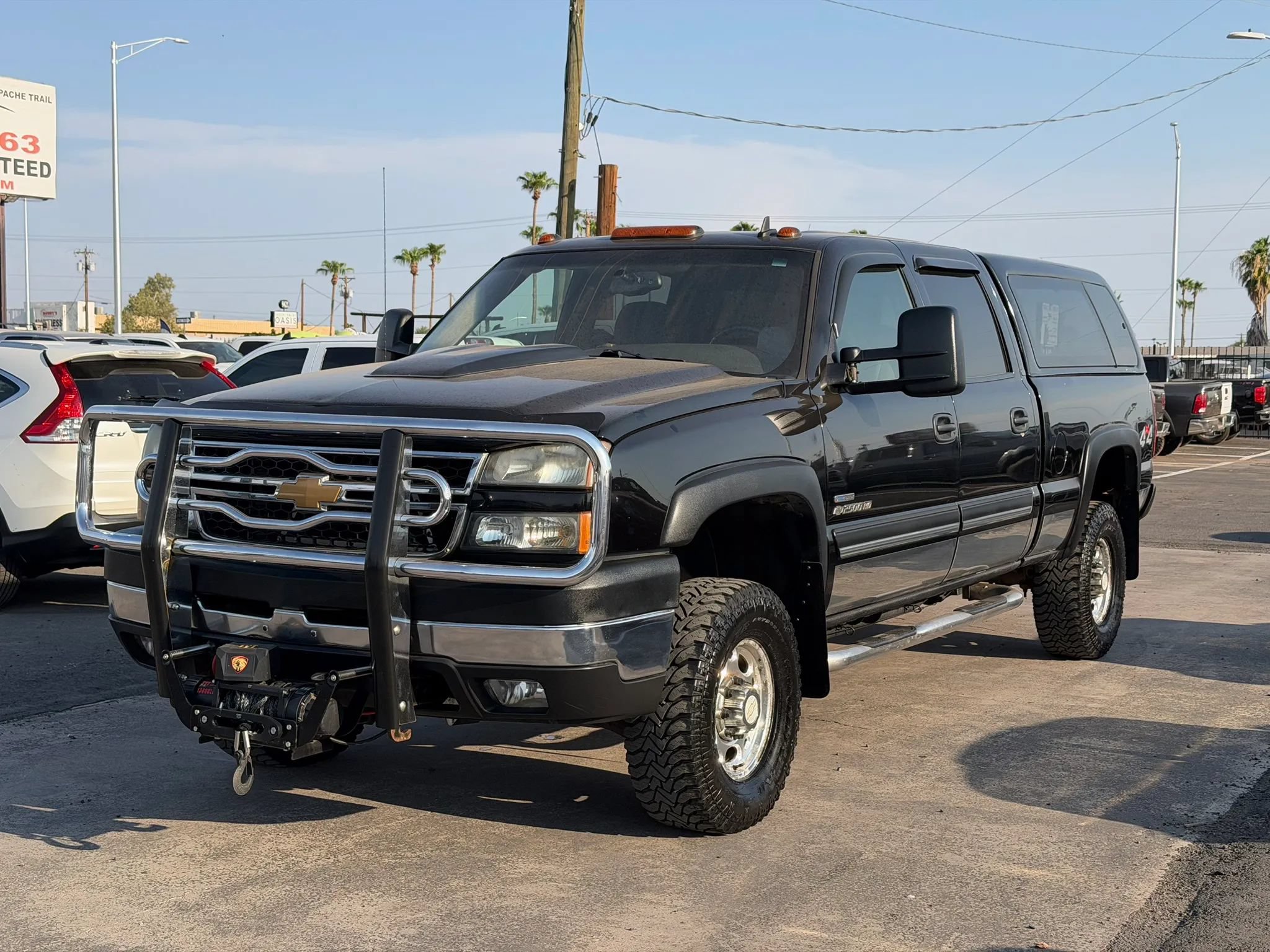 Used 2006 Chevrolet Silverado 2500 LT w/ Heavy-Duty Power Package AWD/4WD image 2