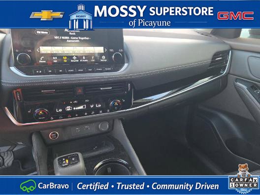 Certified 2023 Nissan Rogue SL w/ SL Premium Package FWD image 18