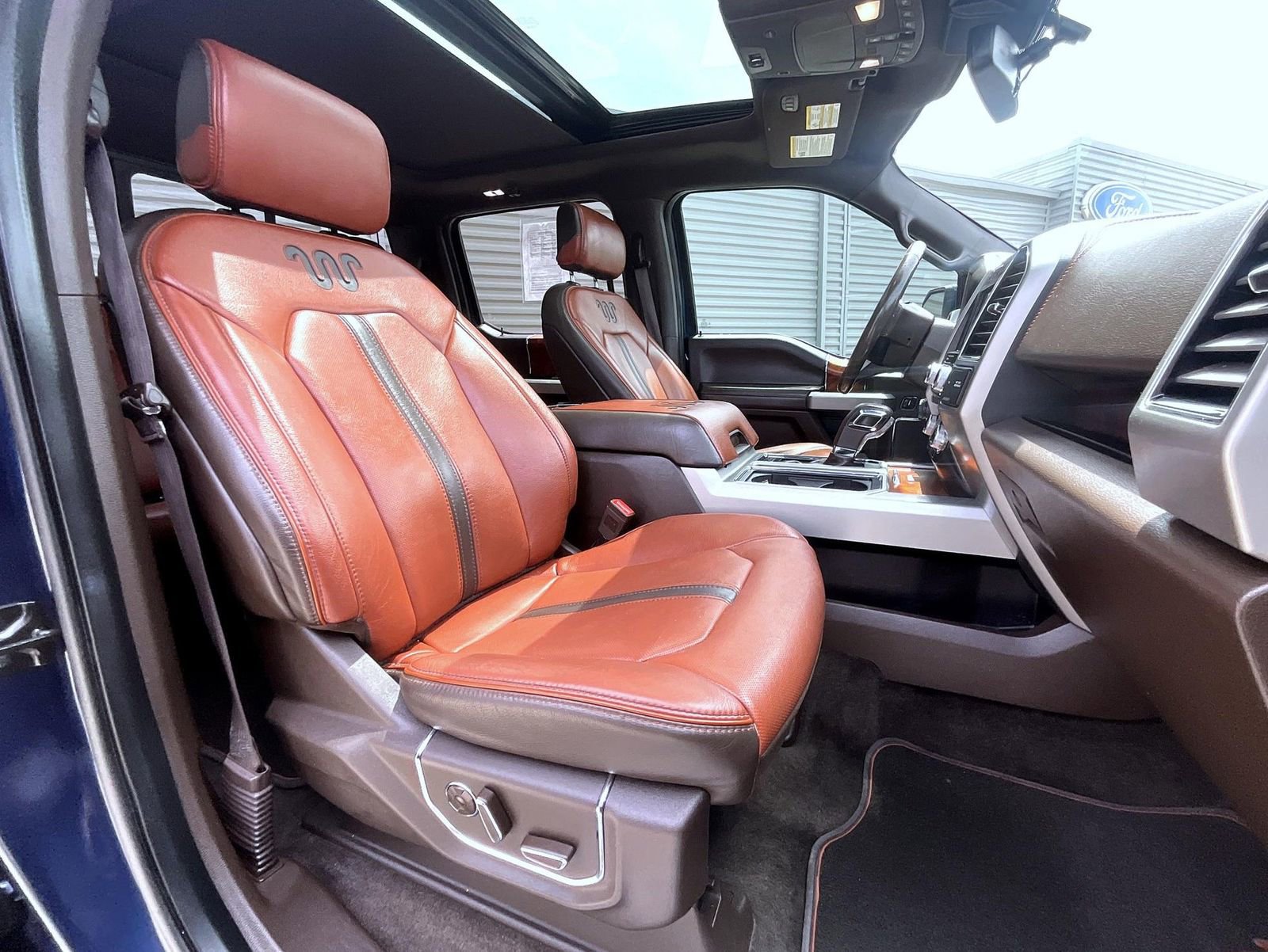 Used 2018 Ford F150 King Ranch w/ Equipment Group 601A Luxury AWD/4WD image 15