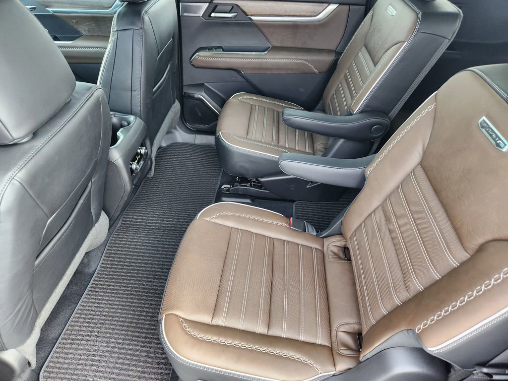 New 2026 GMC Acadia Denali Ultimate image 9