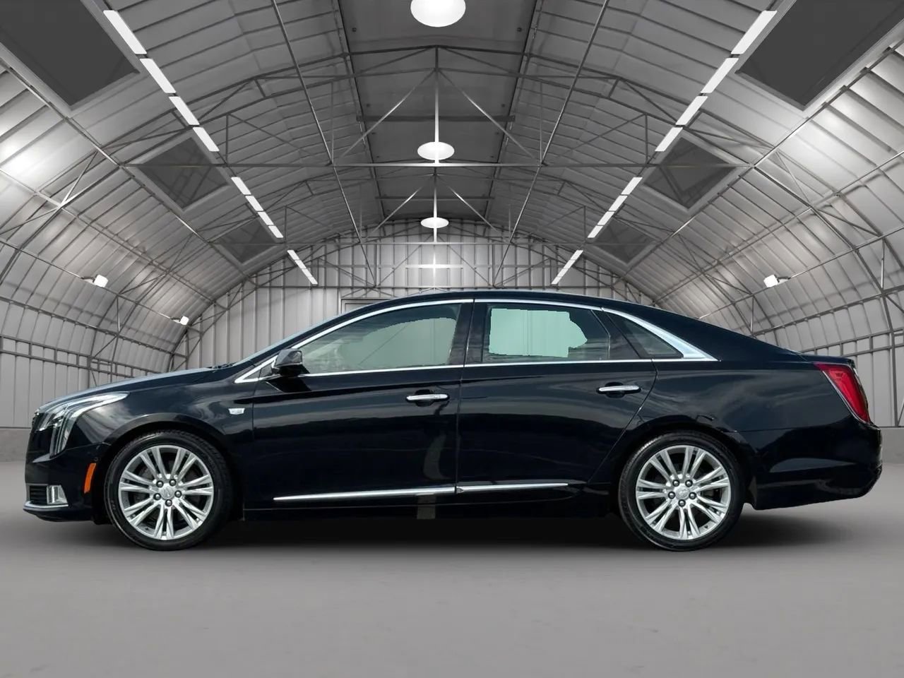 Used 2019 Cadillac XTS Luxury image 4