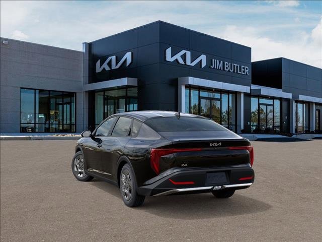New 2026 Kia K4 LX image 4