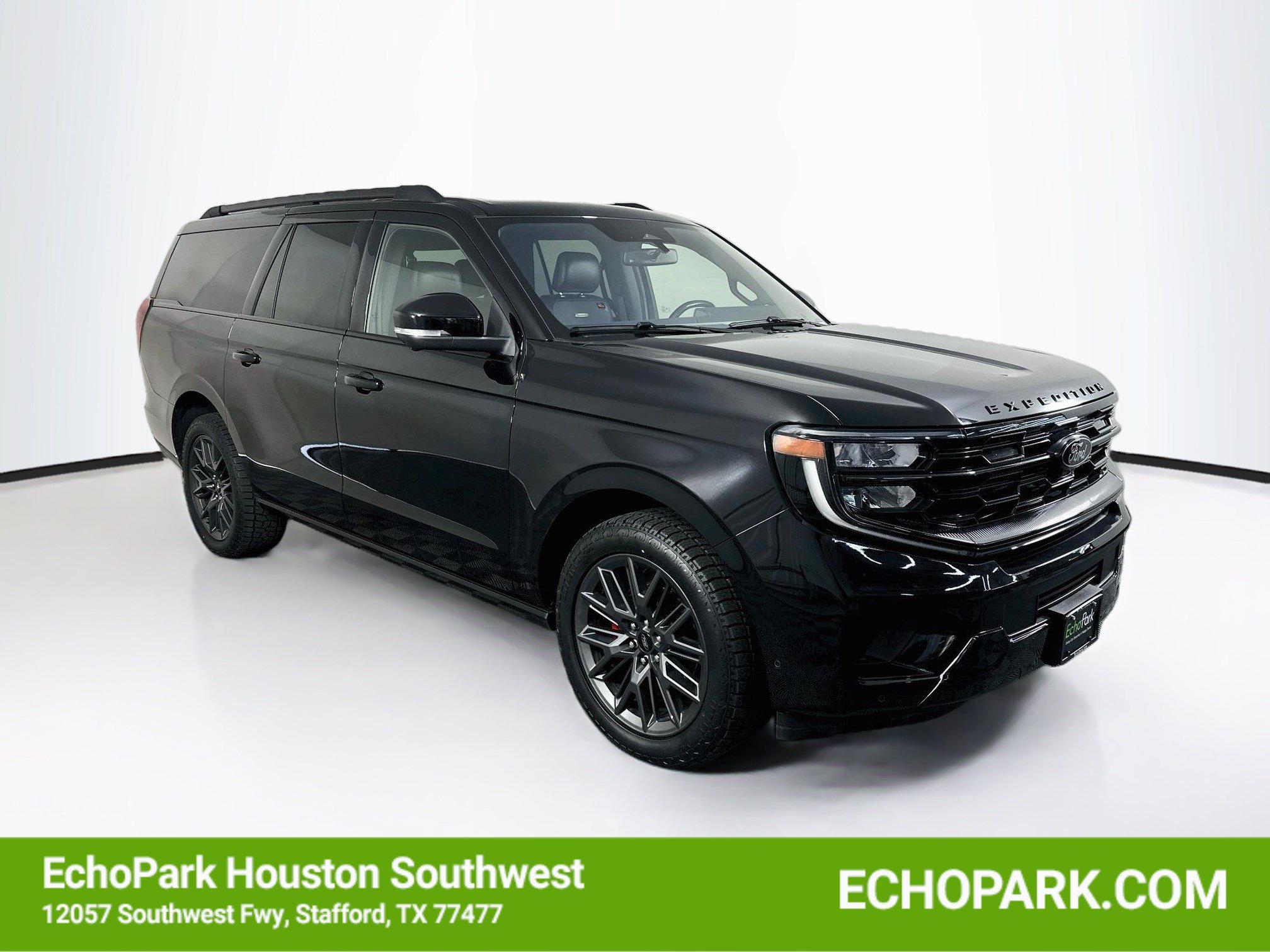 Used 2025 Ford Expedition Max Platinum w/ Stealth Performance Package AWD/4WD image 1