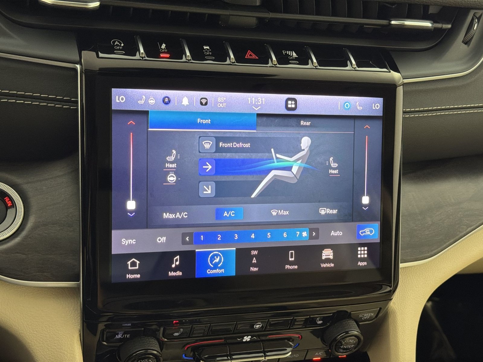 Used 2022 Jeep Grand Cherokee L Limited AWD/4WD image 21