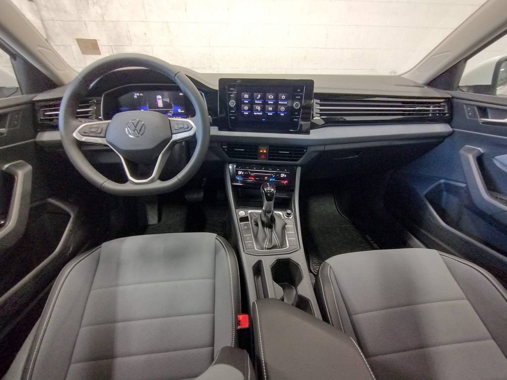 New 2026 Volkswagen Jetta SE FWD image 33
