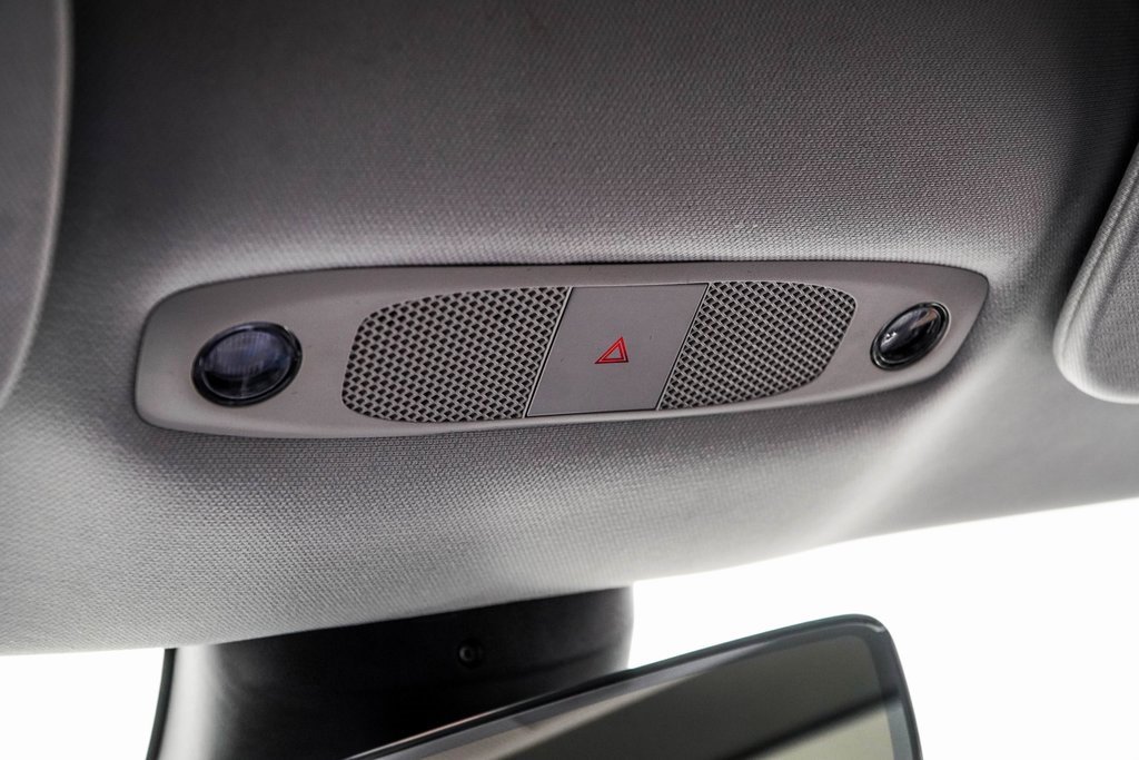 Used 2019 Tesla Model 3 Mid Range image 32