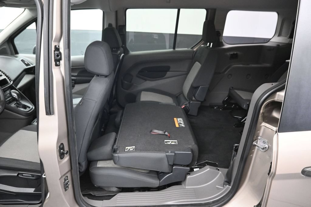 Used 2020 Ford Transit Connect XL FWD image 24