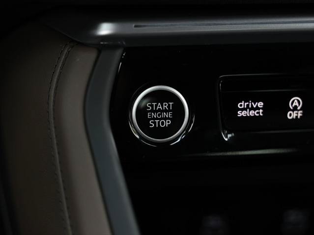Certified 2025 Audi Q5 Premium Plus w/ Premium Plus AWD/4WD image 38