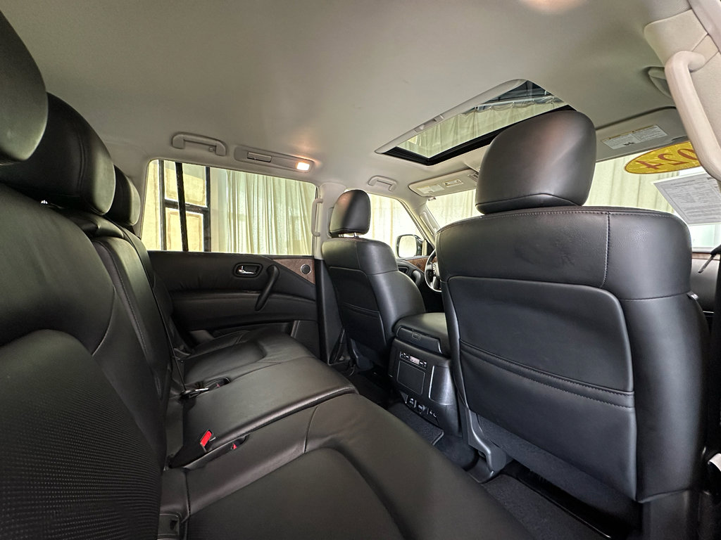 Used 2024 Nissan Armada SL image 24