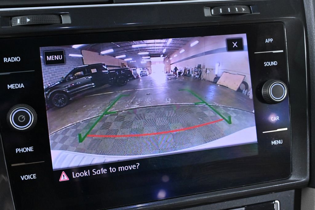 Used 2019 Volkswagen Golf Alltrack SE image 18