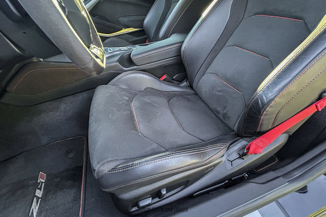 Used 2018 Chevrolet Camaro ZL1 w/ LPO, ZL1 Protection Package RWD image 32
