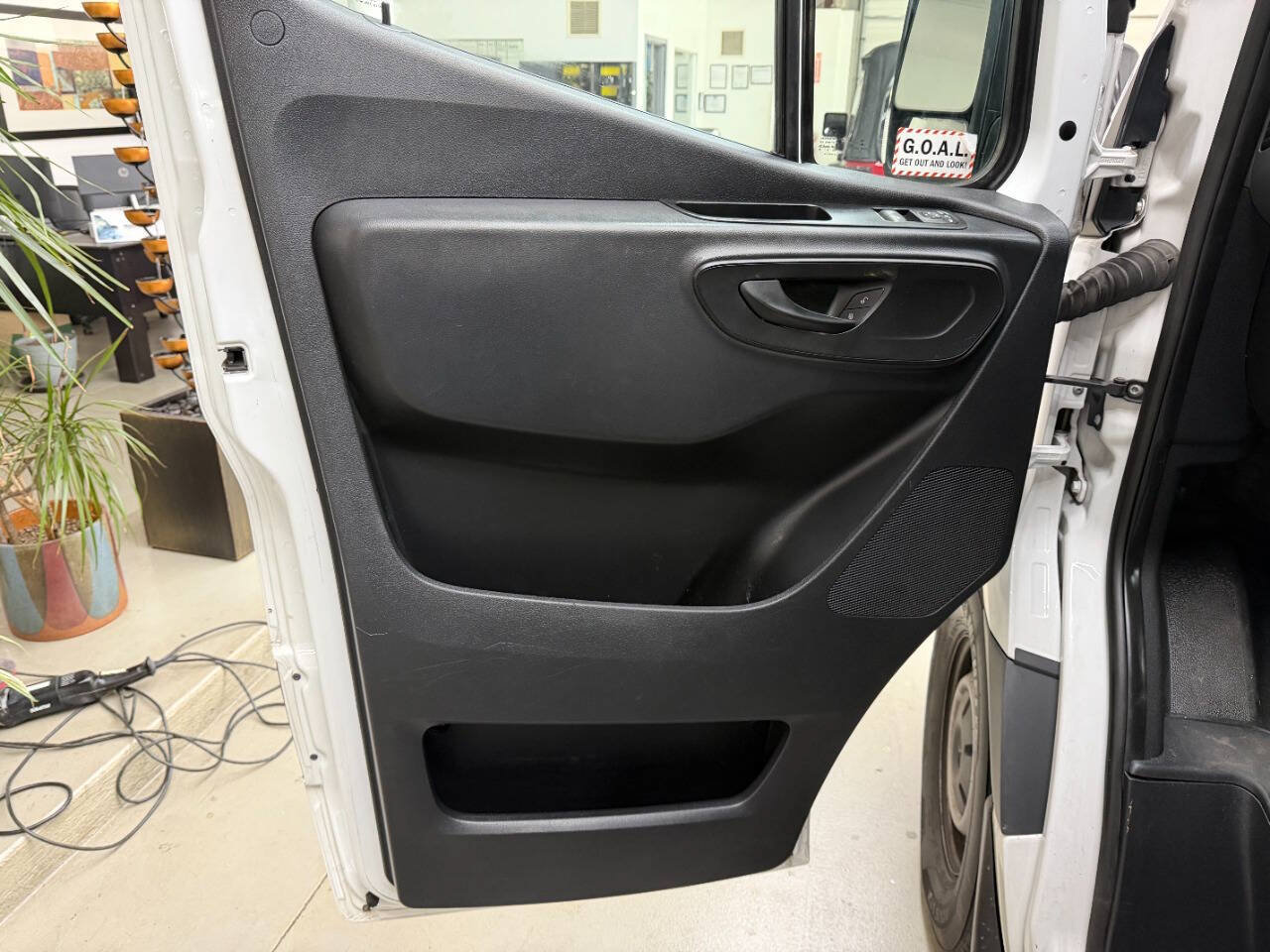 Used 2020 Mercedes-Benz Sprinter 1500 image 10