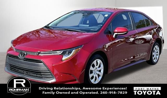 Used 2024 Toyota Corolla SE image 1