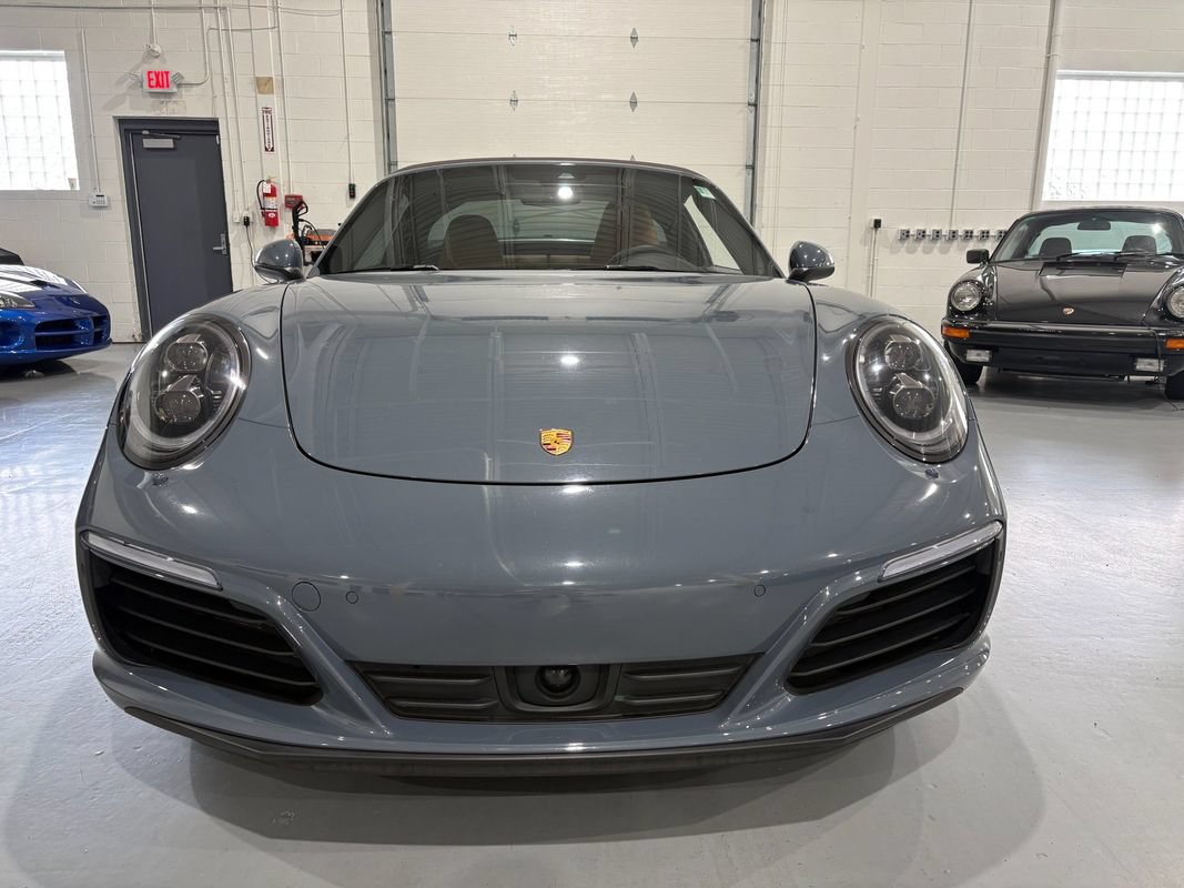 Used 2017 Porsche 911 Targa 4S AWD/4WD image 2