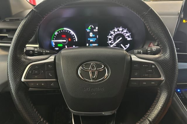 Used 2021 Toyota Sienna XSE FWD image 28