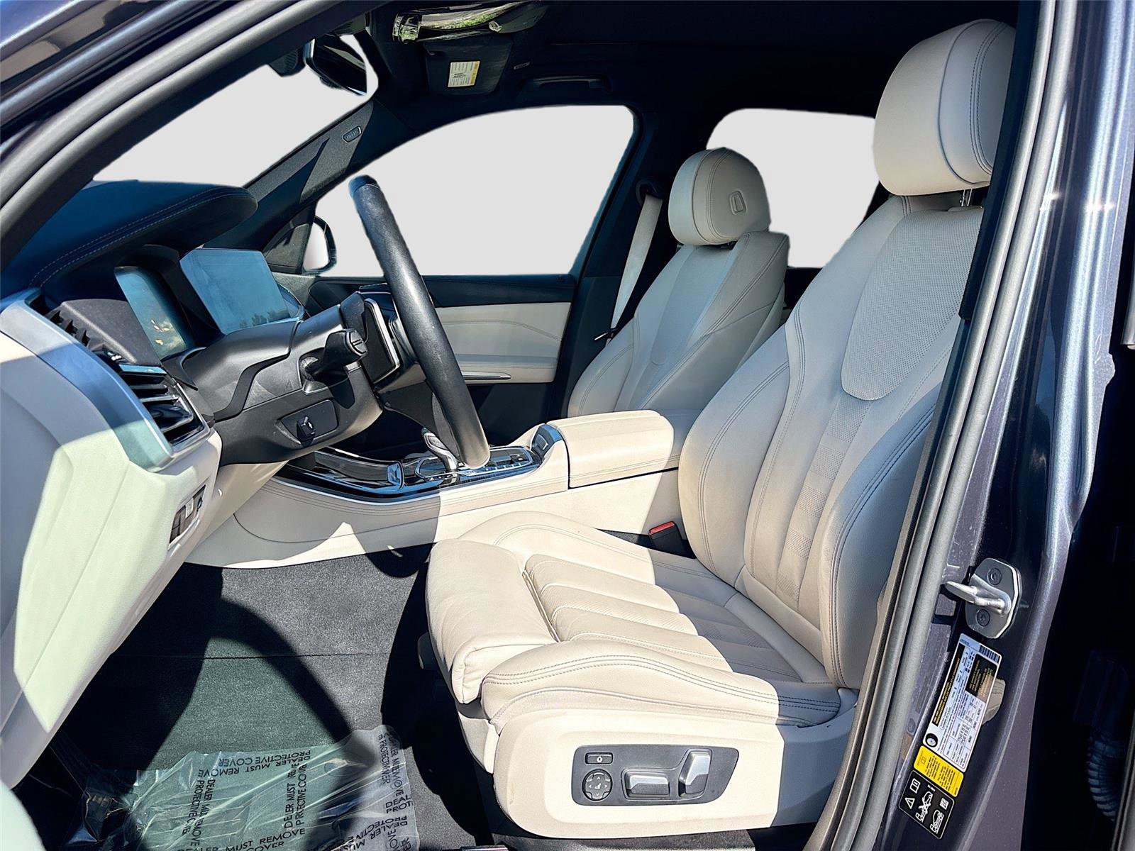 Used 2020 BMW X5 xDrive40i w/ Premium Package image 23