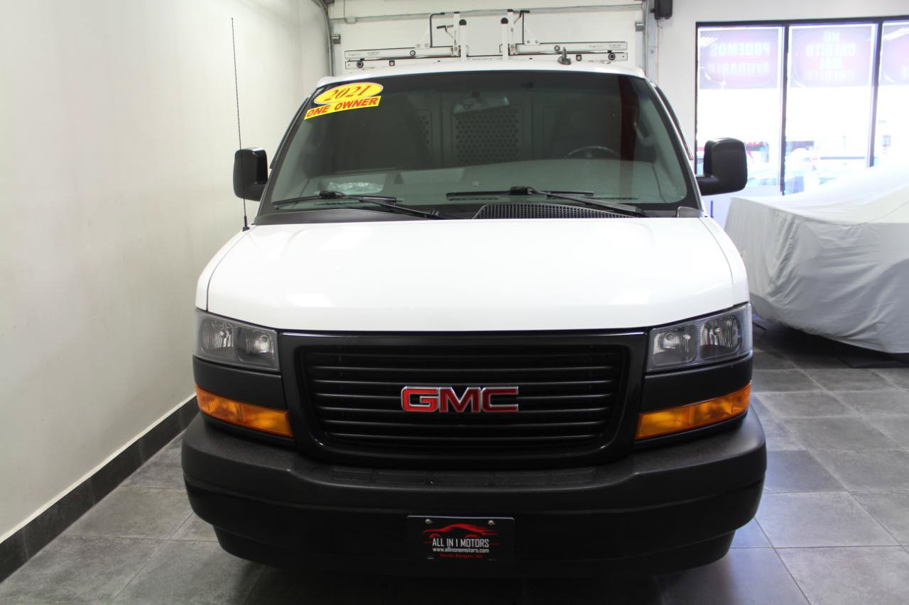 Used 2021 GMC Savana 2500 w/ Enhanced Convenience Package RWD image 2