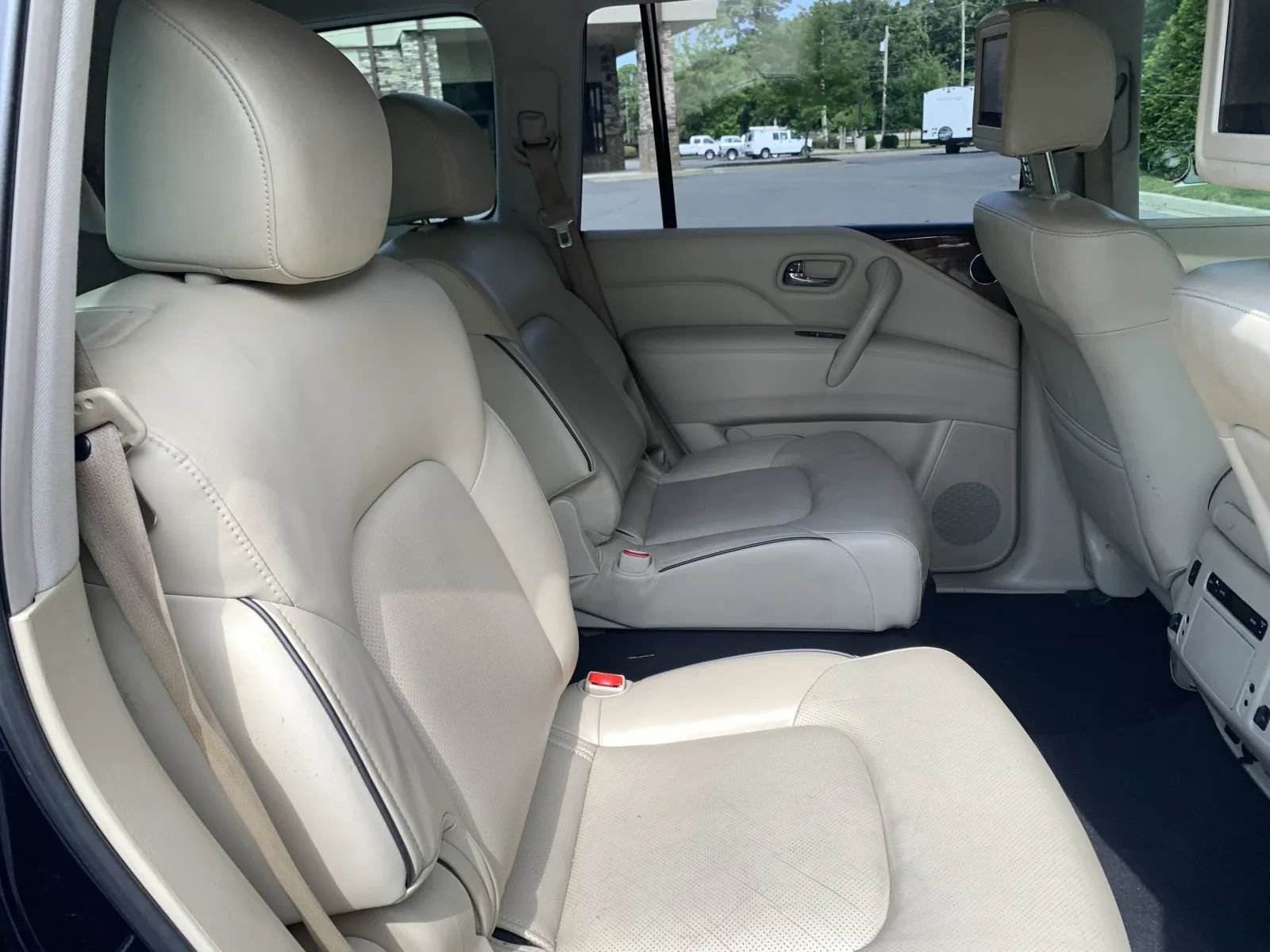 Used 2018 INFINITI QX80 2WD w/ Driver Assistance Package image 35