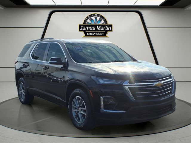 Certified 2023 Chevrolet Traverse LT image 3