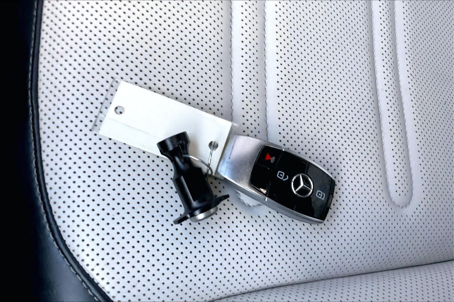 Used 2020 Mercedes-Benz G 550 w/ G Manufaktur Interior Package image 13