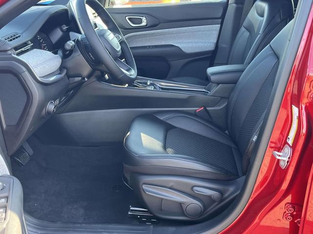 New 2026 Jeep Compass Latitude AWD/4WD image 10