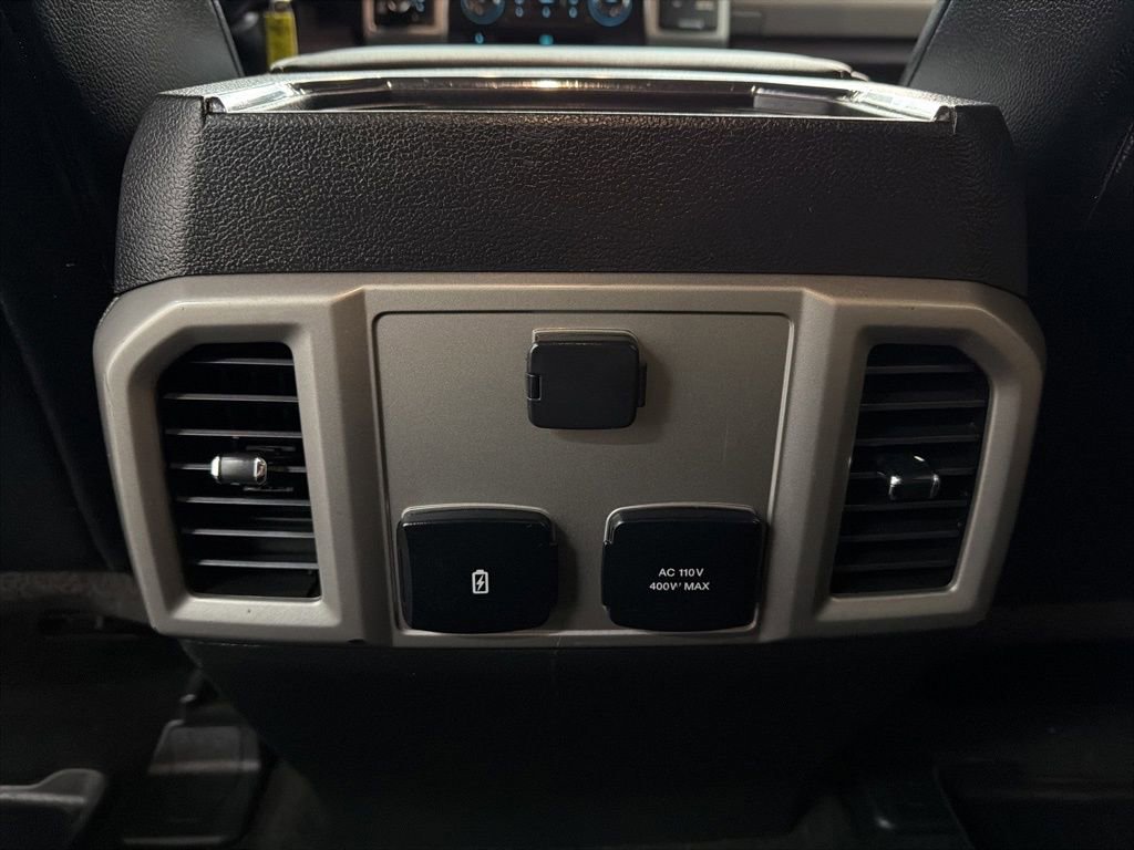 Used 2018 Ford F250 Lariat w/ Chrome Package image 25