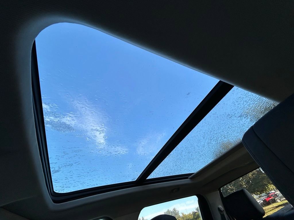 Used 2024 Toyota Tundra Limited image 32