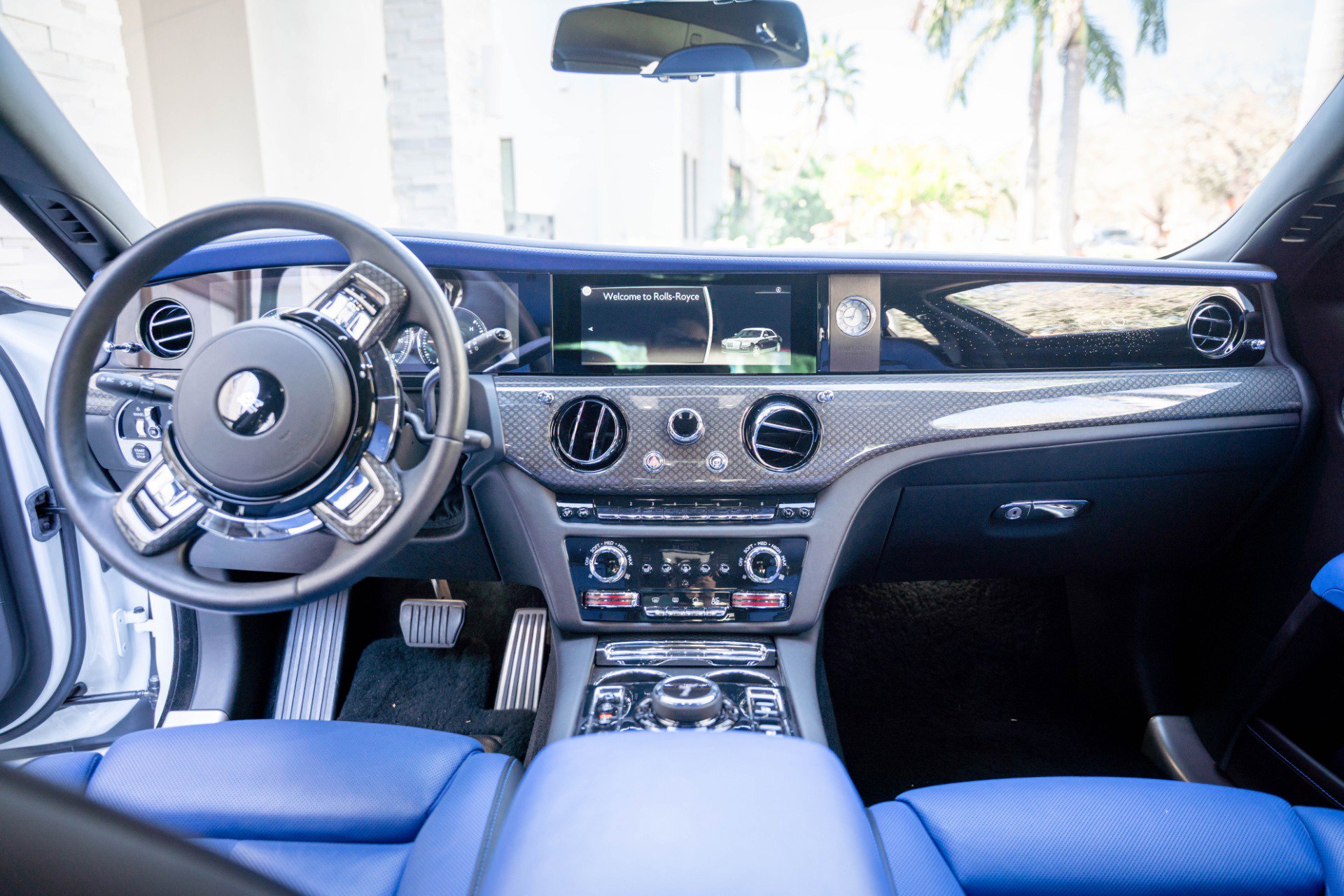 Used 2022 Rolls-Royce Ghost Black Badge image 64