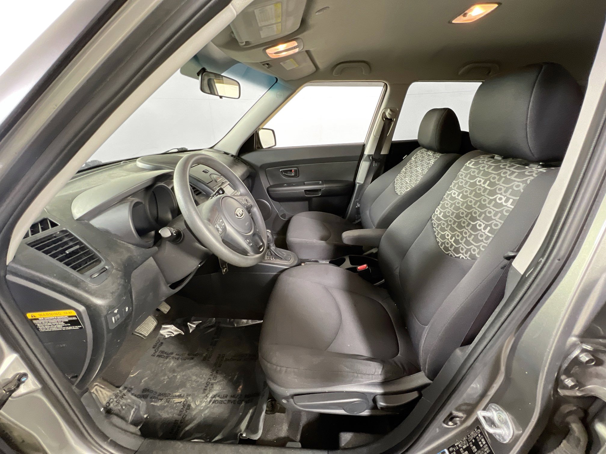 Used 2011 Kia Soul ! FWD image 18