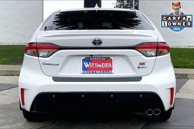 Used 2025 Toyota Corolla SE w/ SE Premium Package image 4