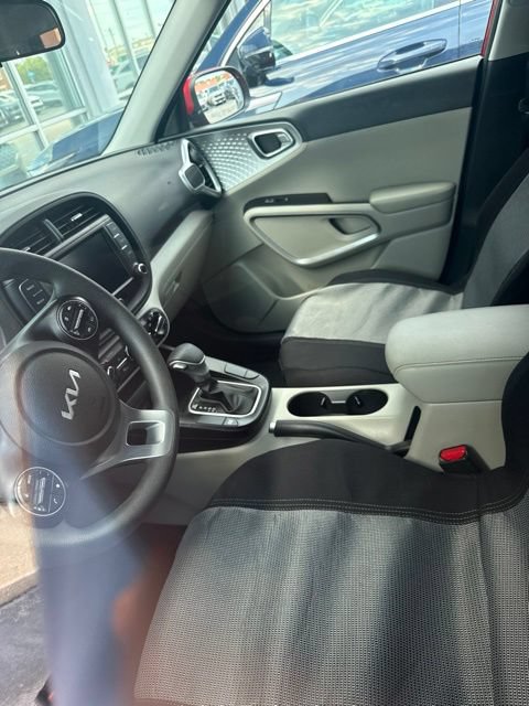 Certified 2024 Kia Soul LX w/ Option Group 015 FWD image 5