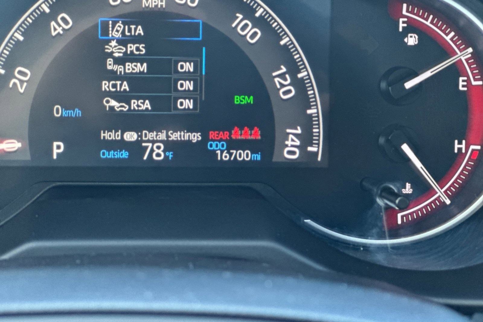 Used 2025 Toyota RAV4 XLE w/ Convenience Package image 23