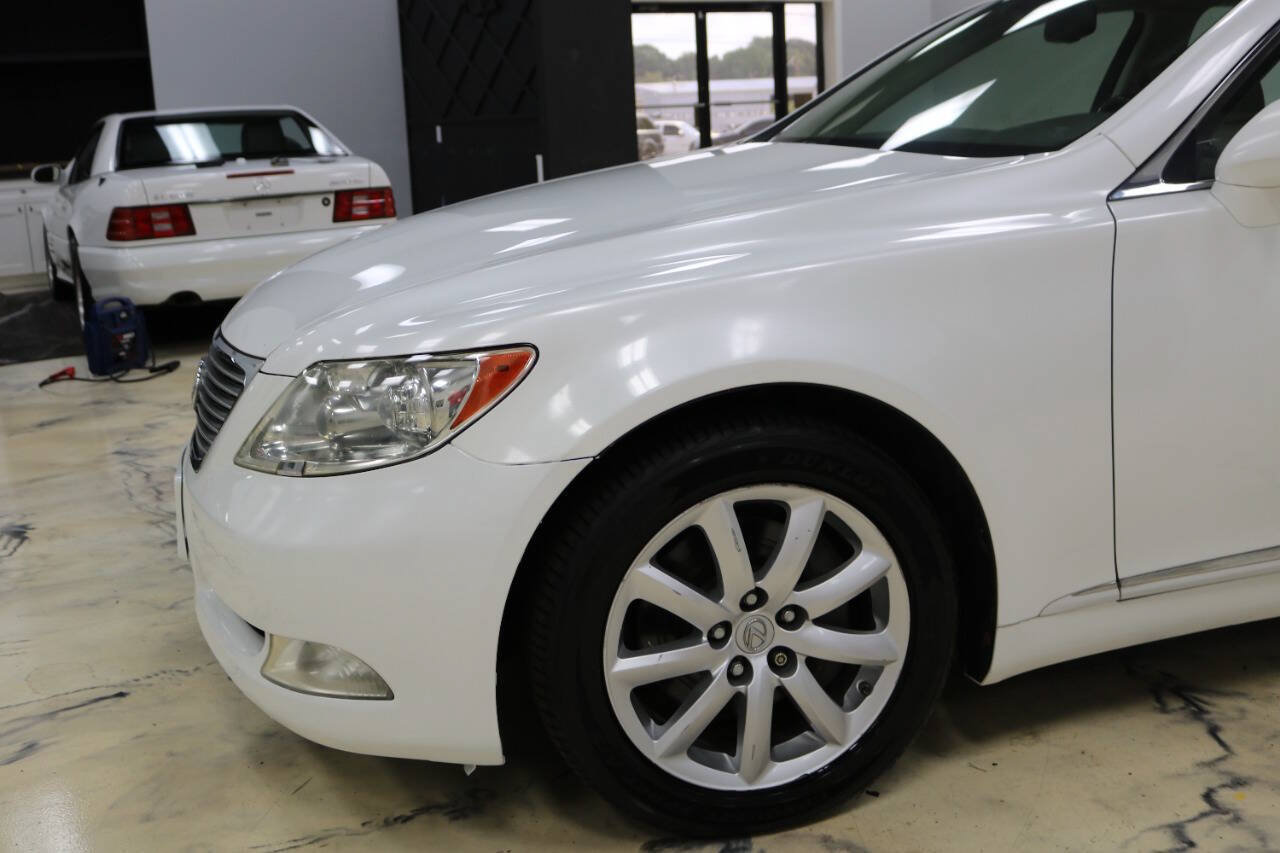 Used 2008 Lexus LS 460 L RWD image 11