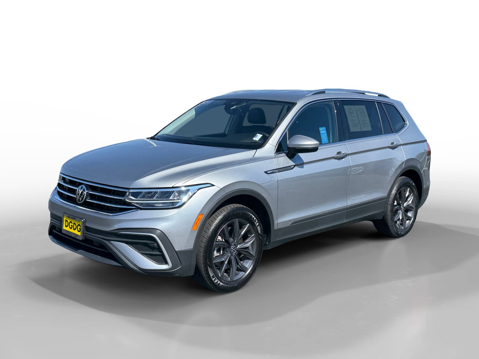Certified 2023 Volkswagen Tiguan SE