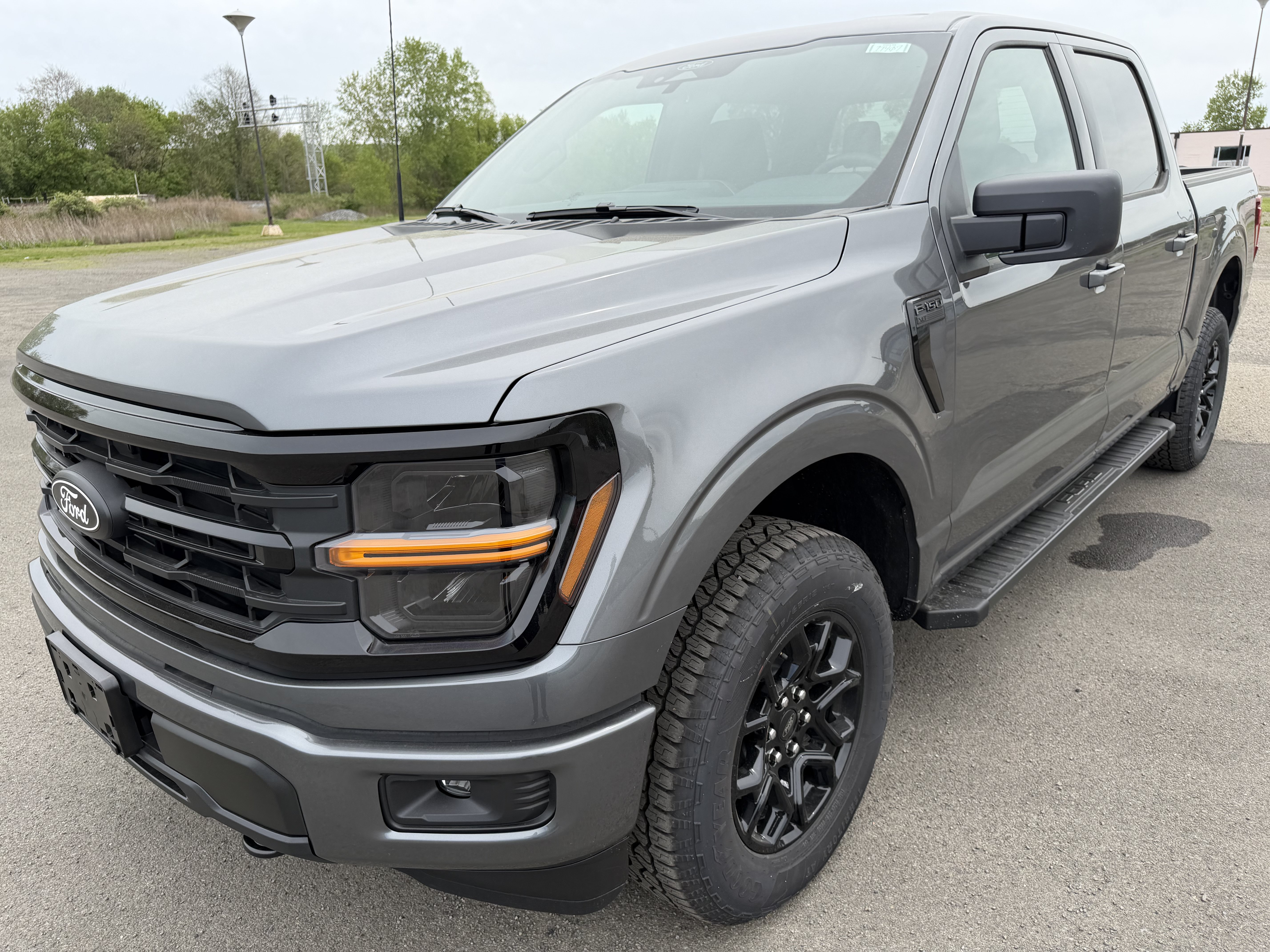 New 2026 Ford F150 XLT w/ FX4 Off-Road Package AWD/4WD image 4