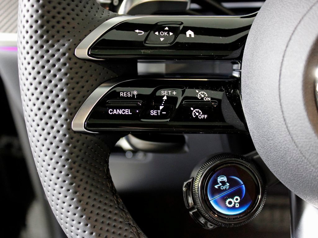 Certified 2026 Mercedes-Benz GLC 43 AMG 4MATIC Coupe image 19