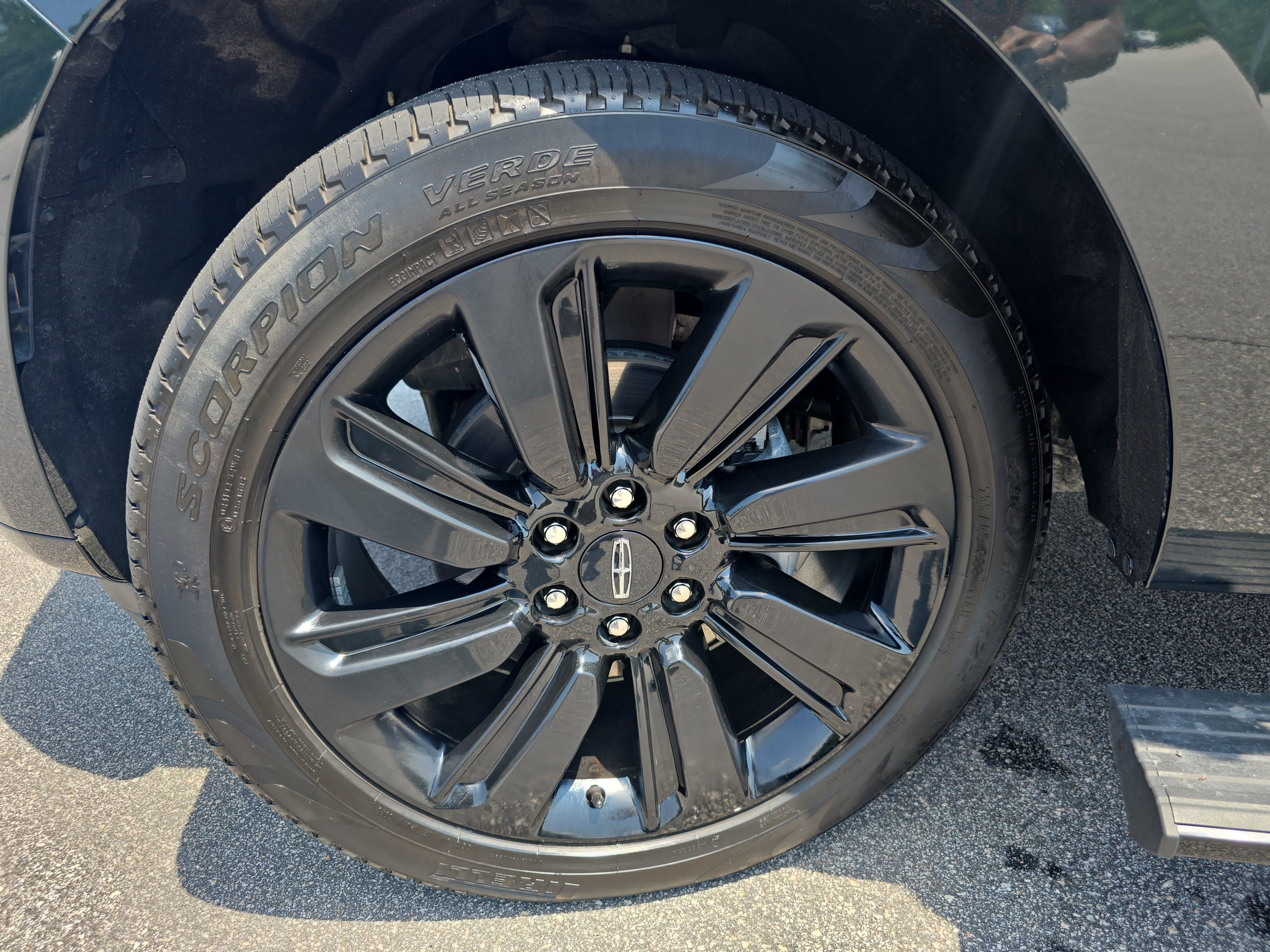 Certified 2024 Lincoln Navigator L Black Label AWD/4WD image 34