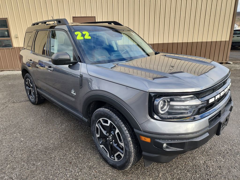 Used 2022 Ford Bronco Sport Outer Banks image 2
