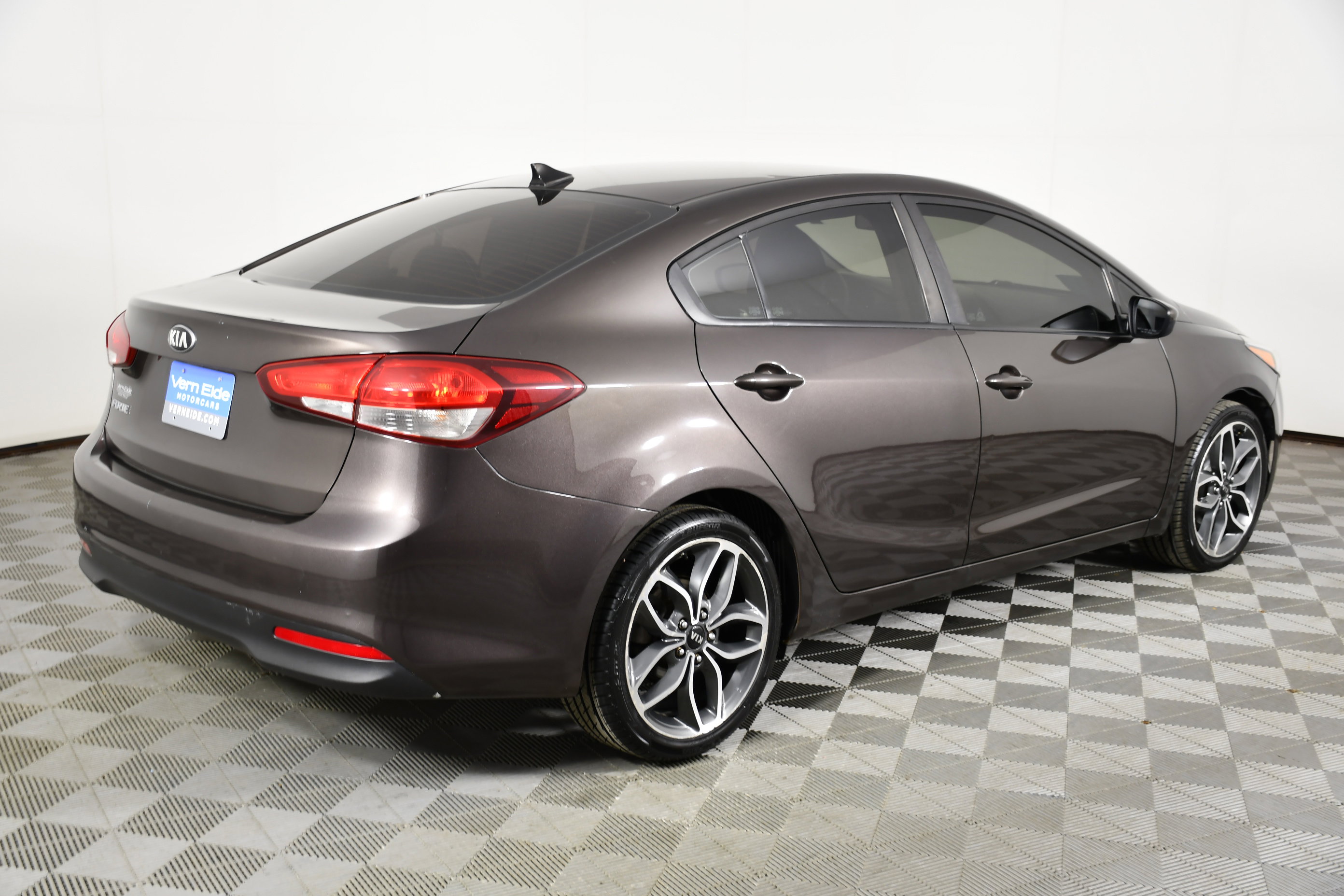 Used 2018 Kia Forte LX image 6