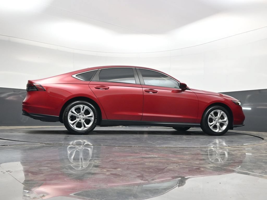 Used 2023 Honda Accord LX image 38