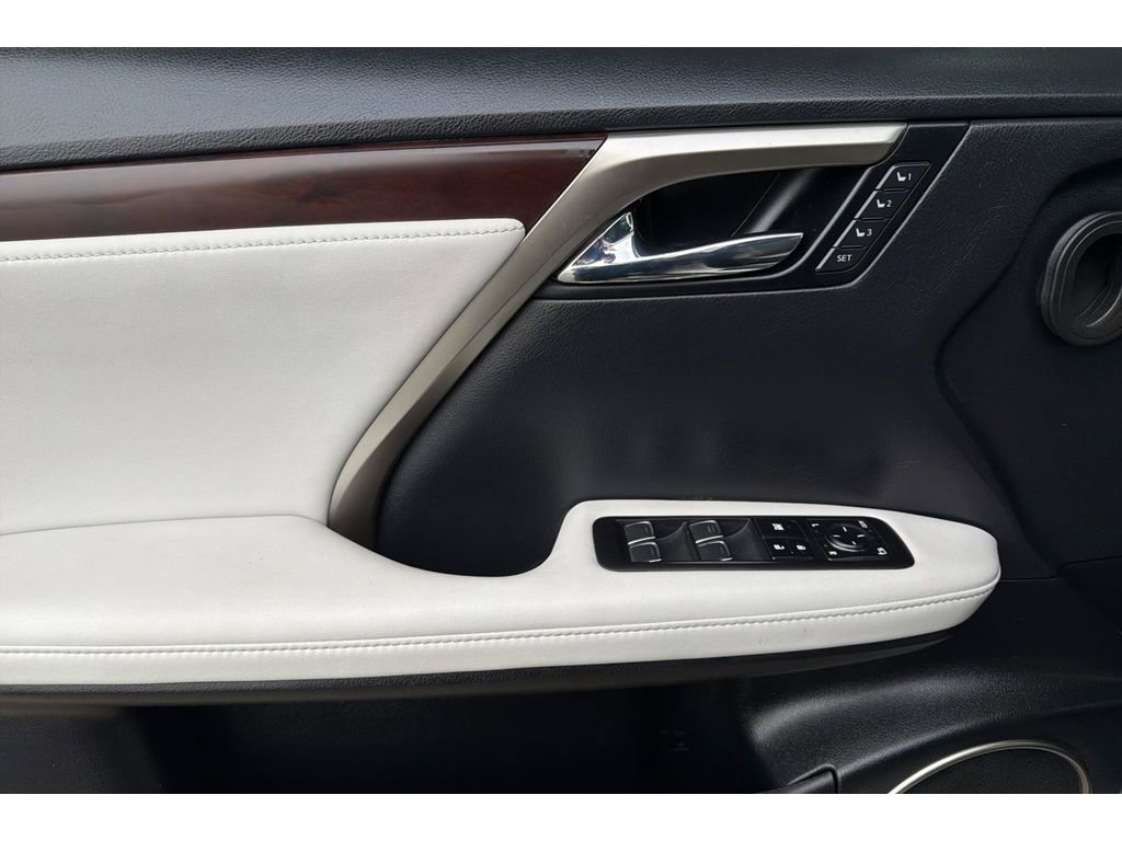 Used 2022 Lexus RX 450h AWD w/ Premium Package image 11