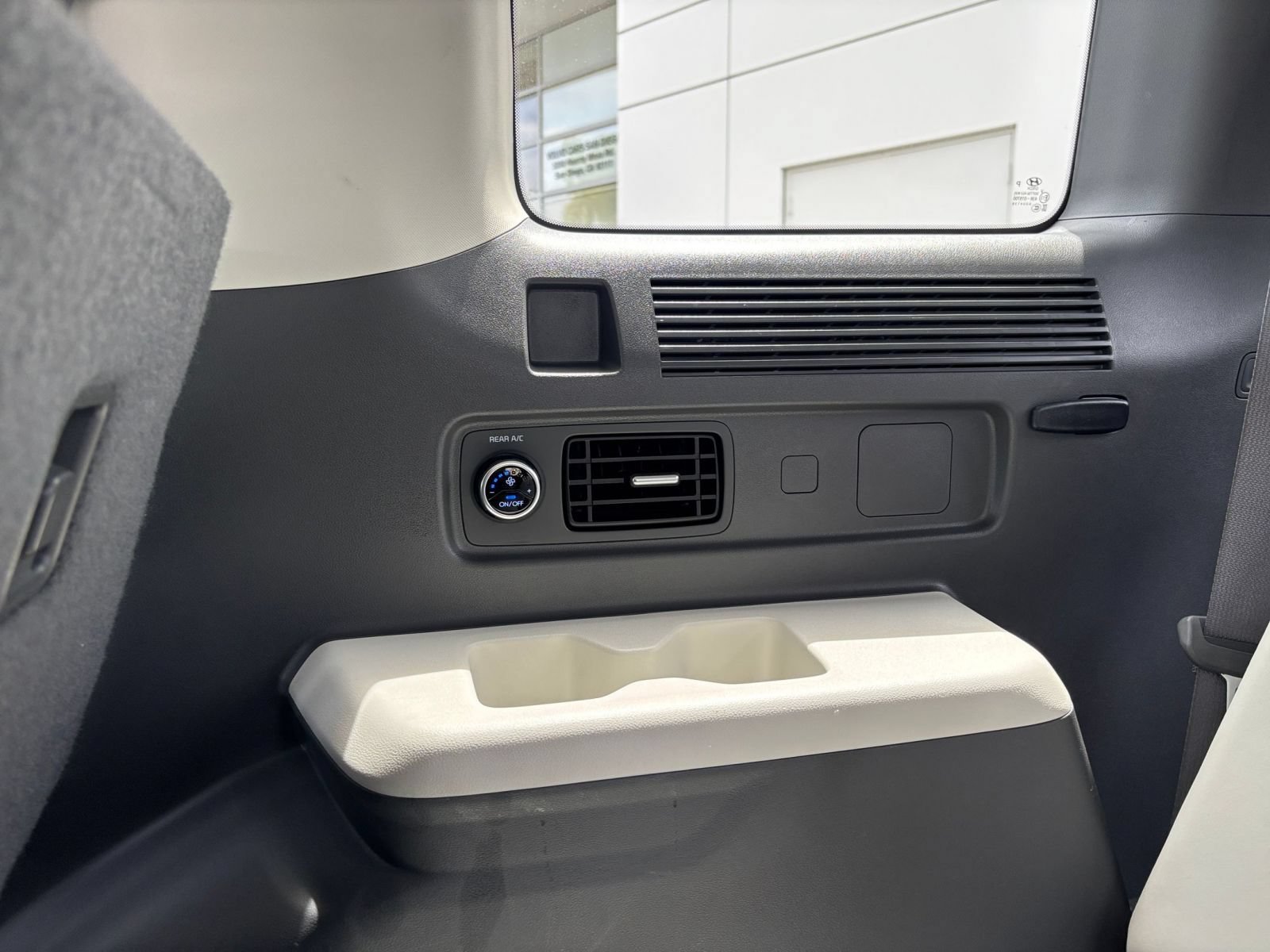 Used 2025 Hyundai Santa Fe SEL FWD image 24