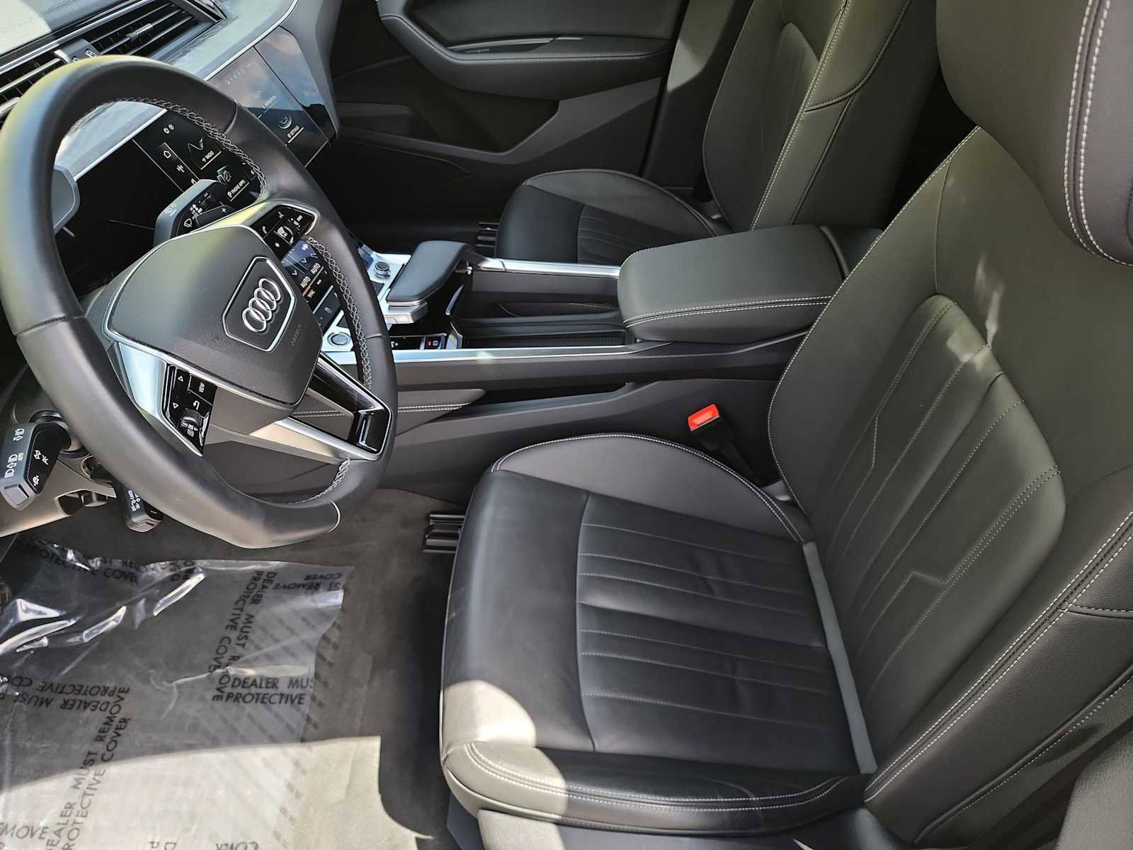 Used 2022 Audi e-tron Premium image 15